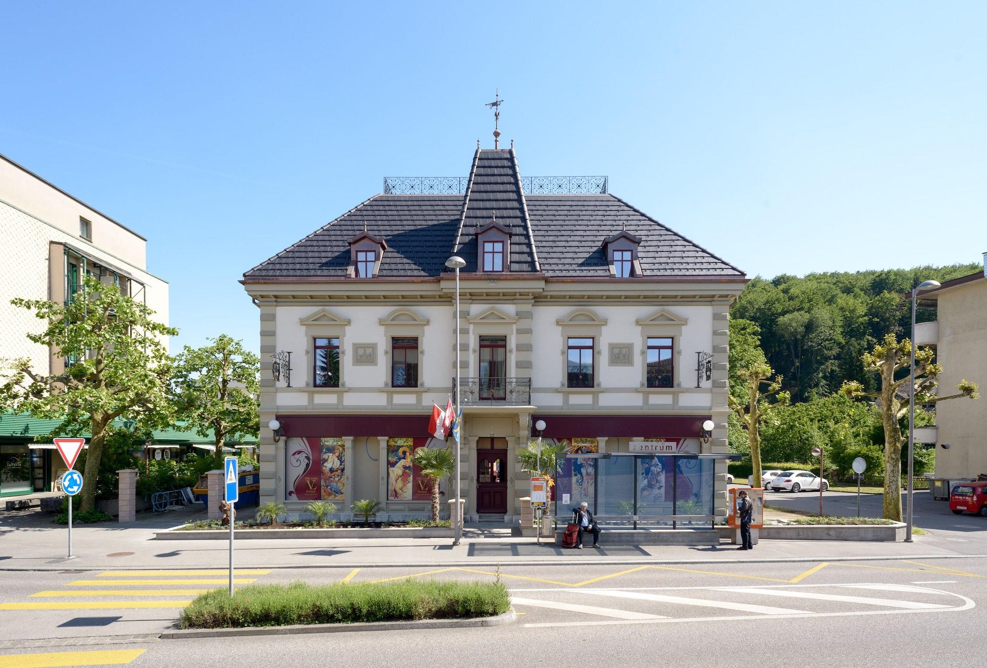Varios Villa Linde