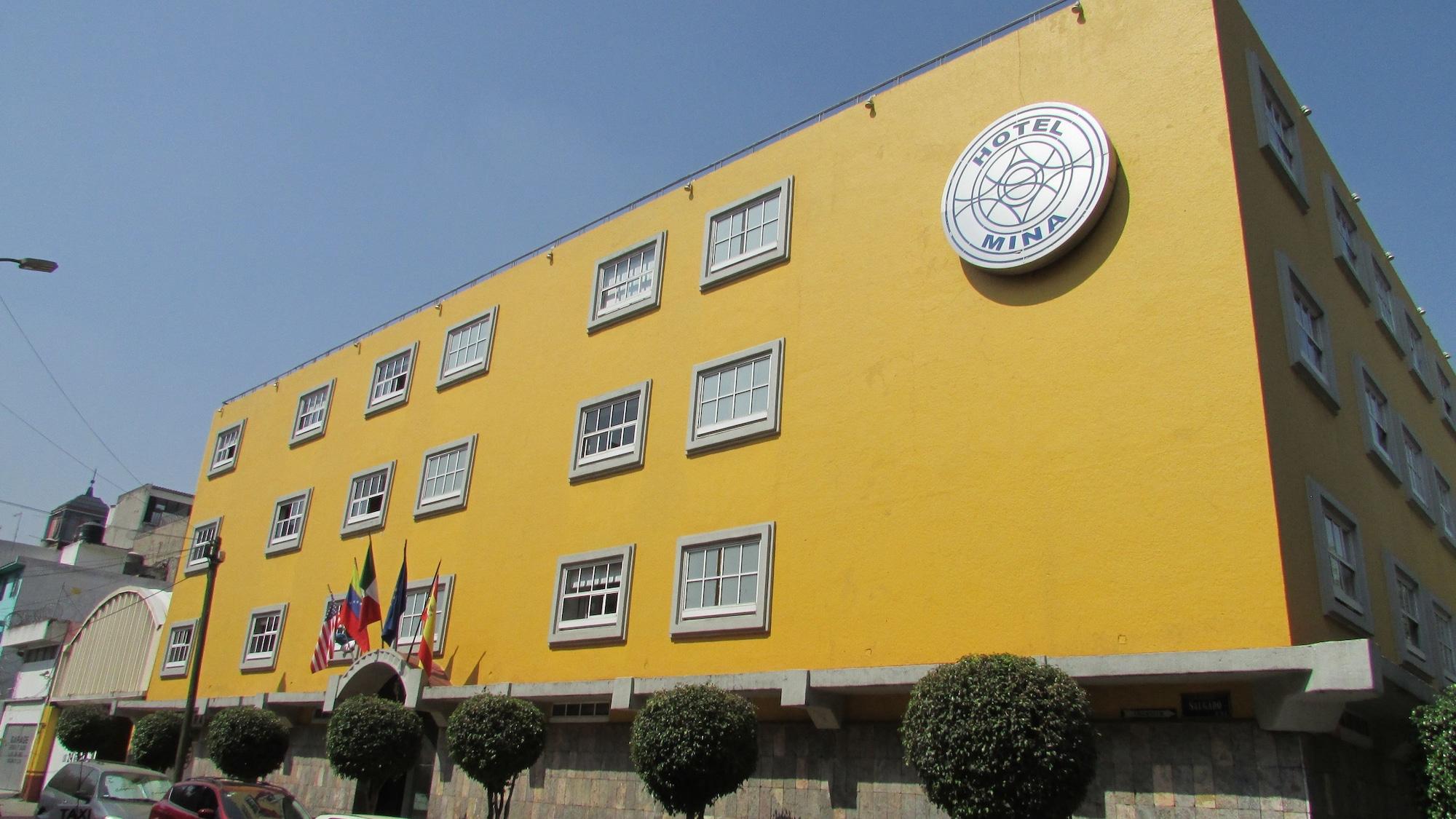 Vista Exterior Hotel Mina