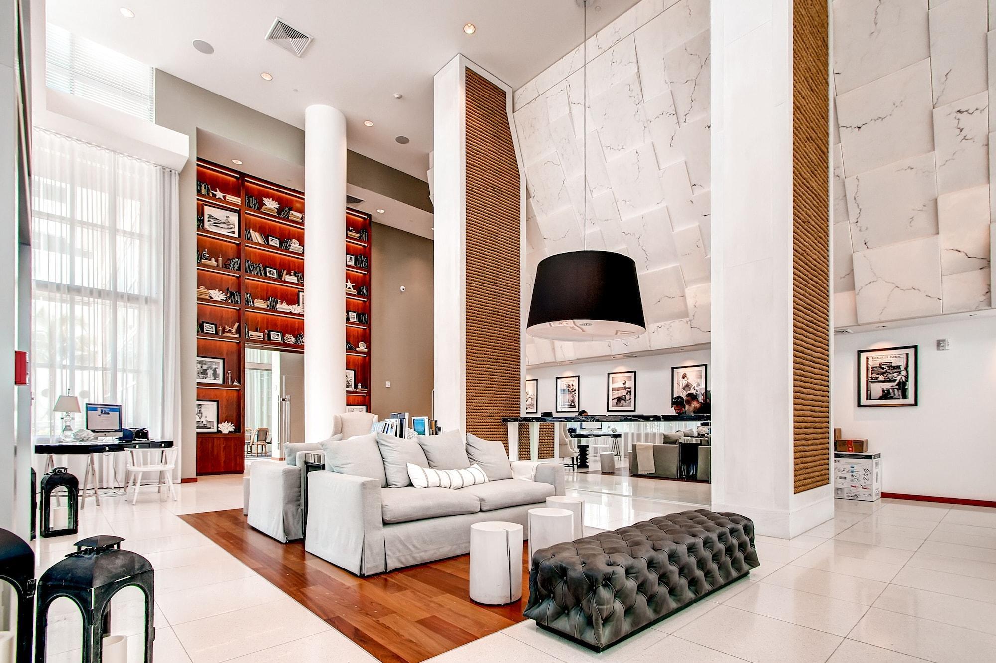 Vista Lobby Global Luxury Suites at Monte Carlo