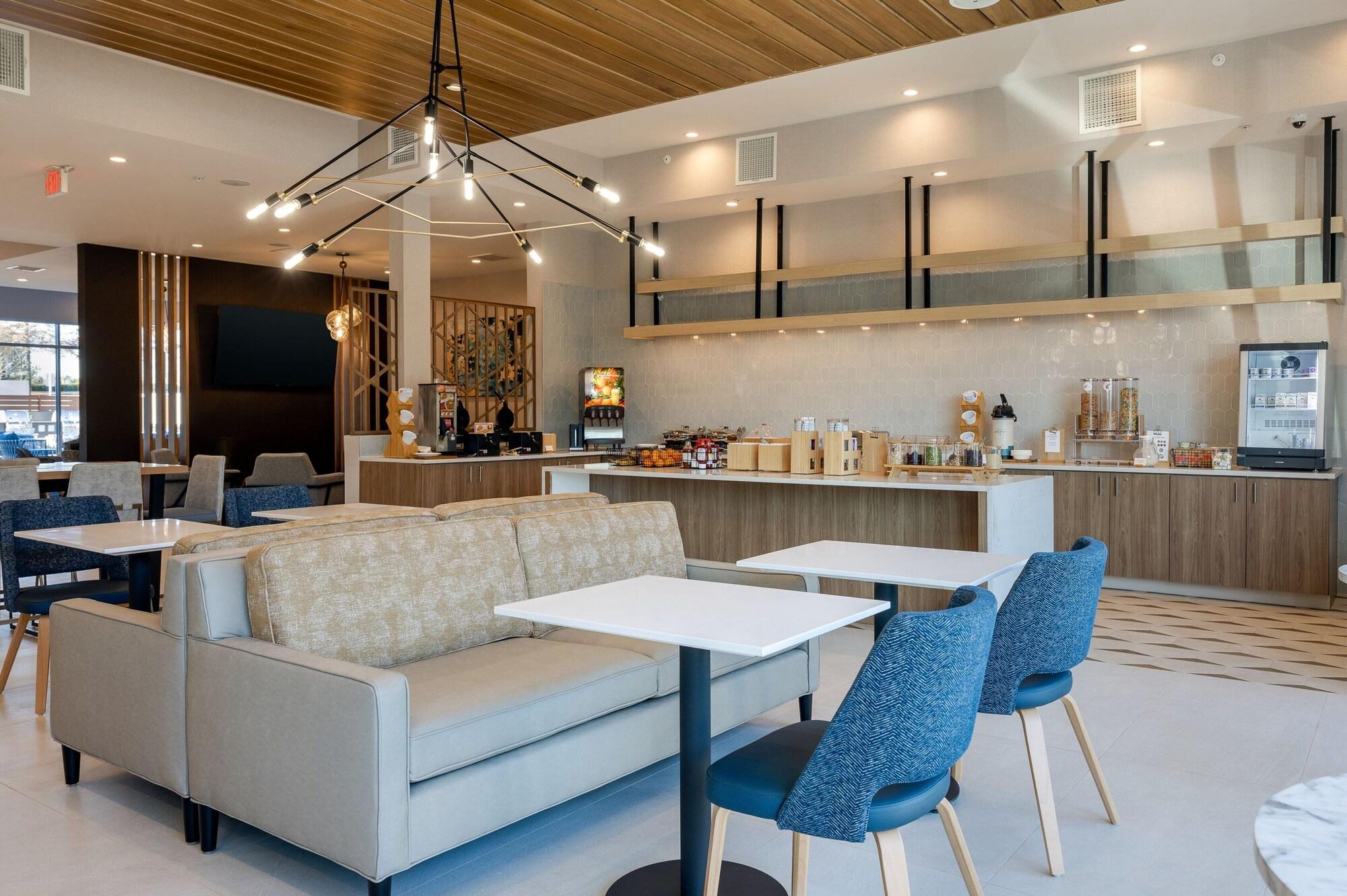 Restaurant Fairfield Inn & Suites by Marriott Canton Riverstone Parkway