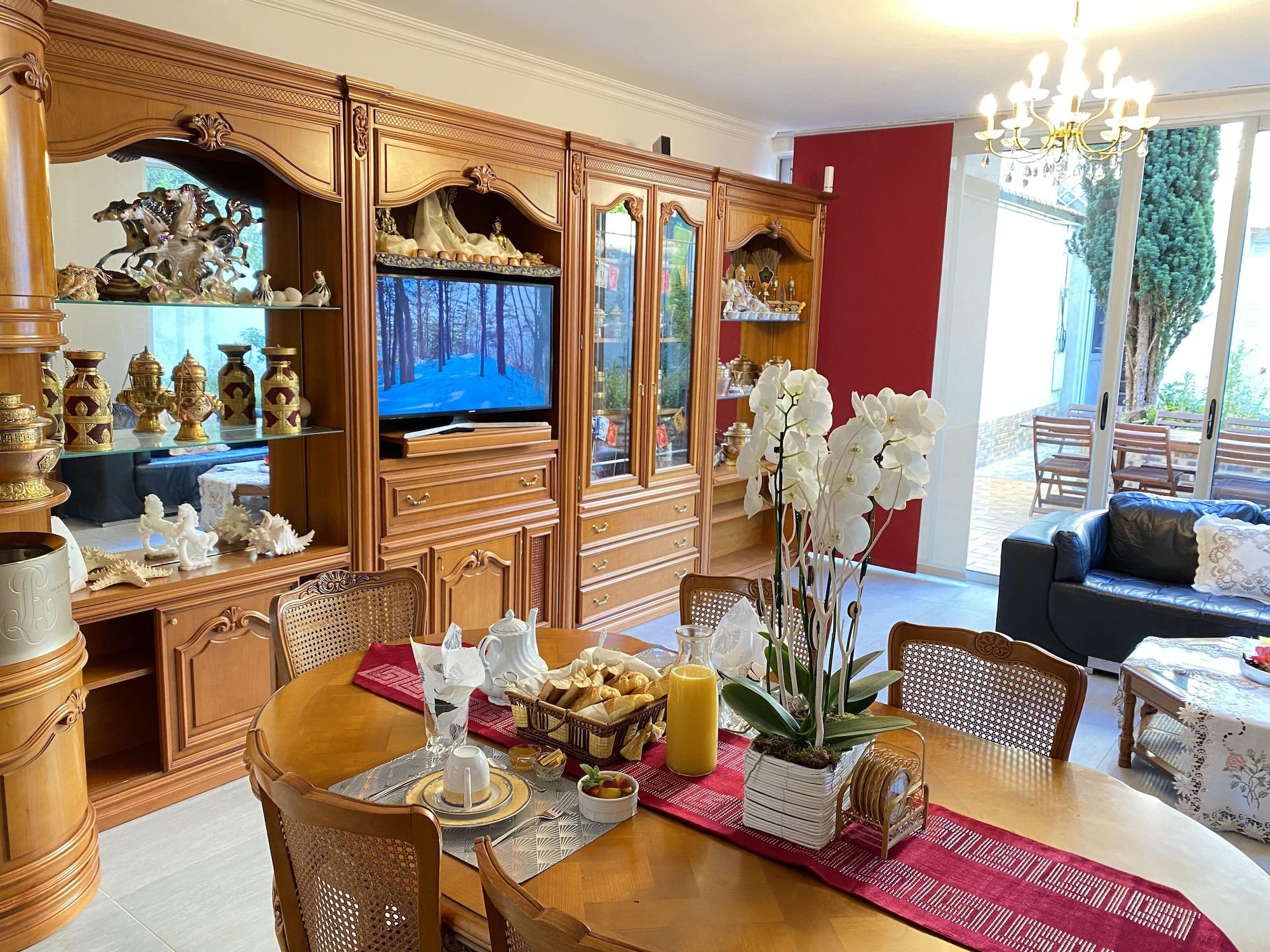 Restaurant Reims Sherpa Guest House