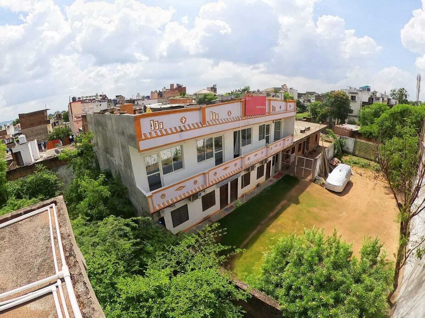 Vista Exterior Karma Hostel