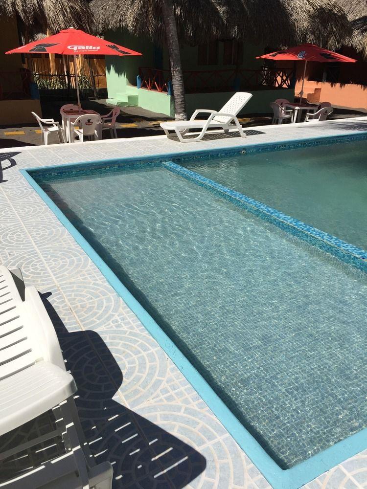 Vista Piscina Hotel Caleta Azul