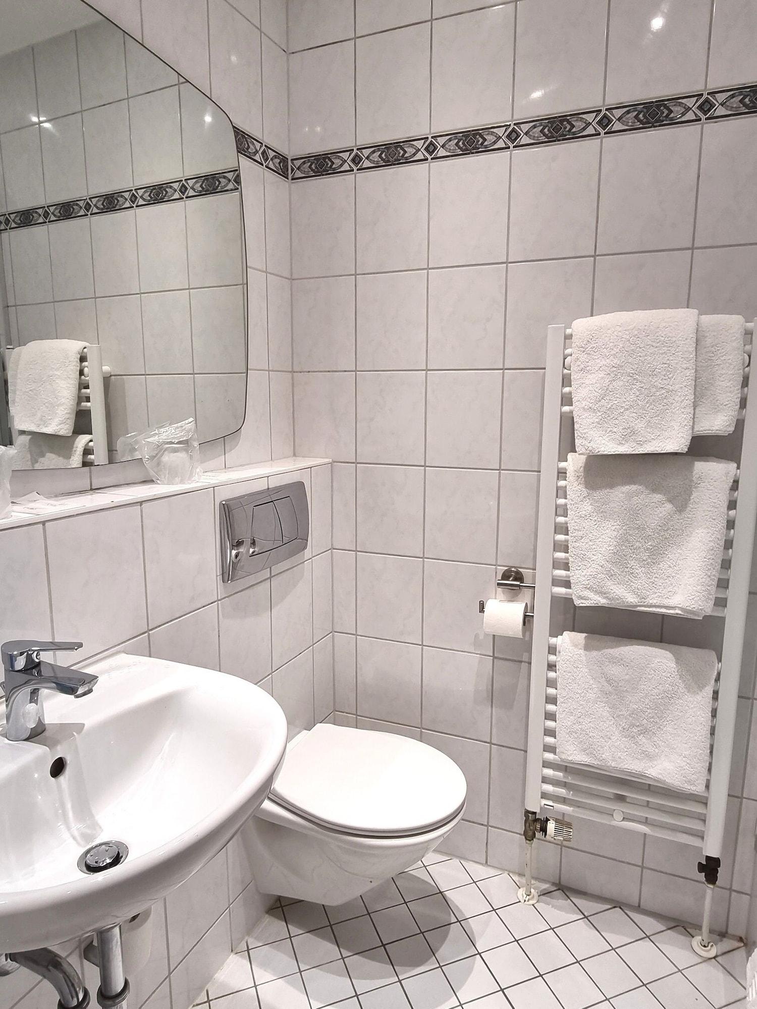 Equipamiento de Habitación Adler Hotel Frankfurt