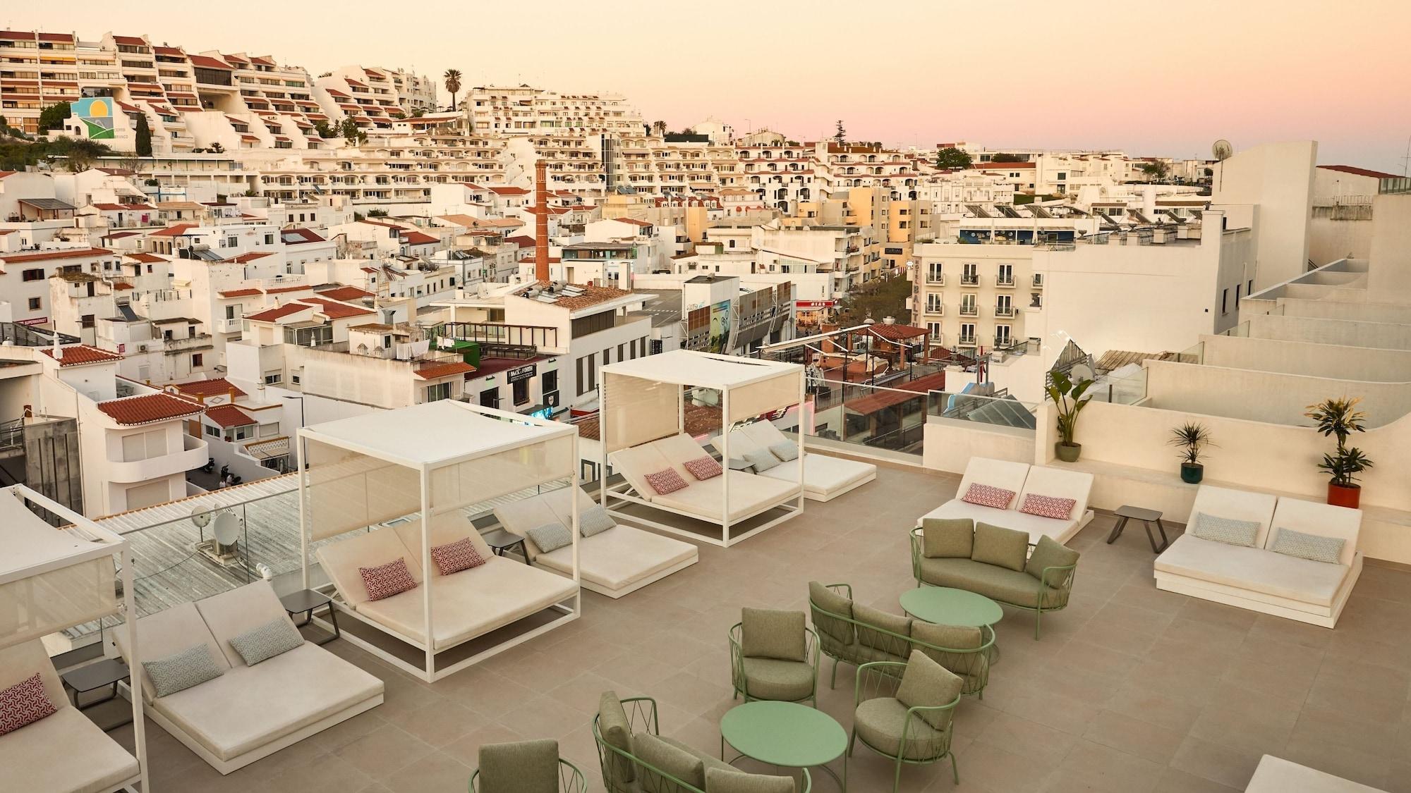 Bar/Salón Hotel Indigo Albufeira by IHG