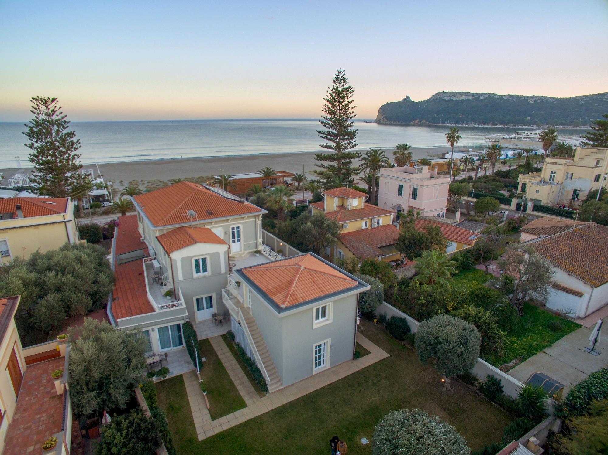 Varios La Villa del Mare