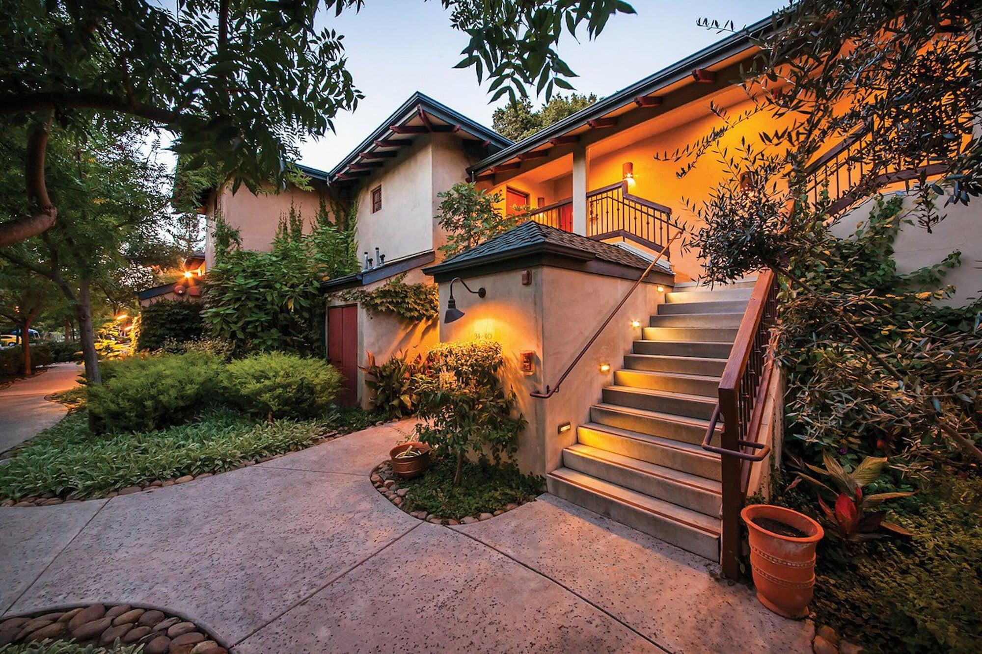 Vista Exterior Appellation Lodi - Wine & Roses Resort & Spa