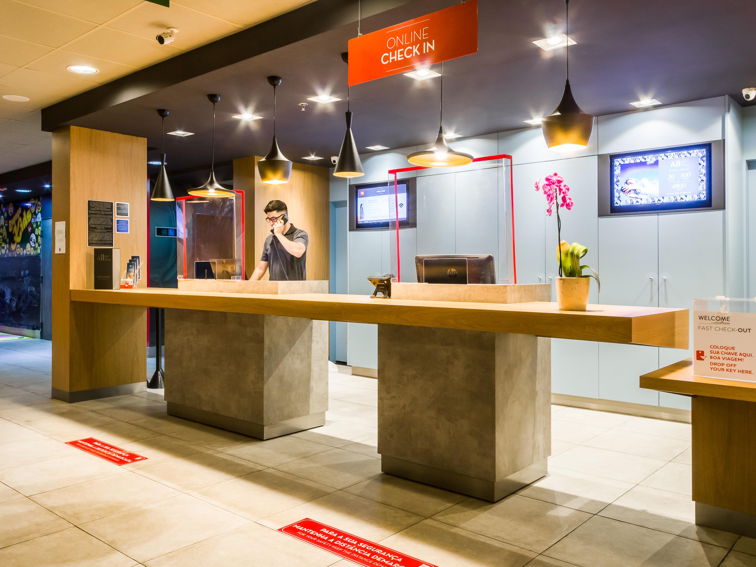 Vista Lobby ibis Marilia