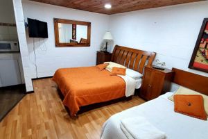 Alojamiento - Suite 1 with a wonderful view of the Neusa reservoir