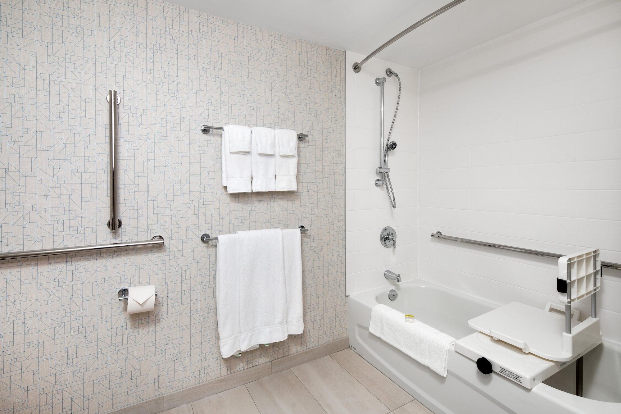 Equipamiento de Habitación Holiday Inn Express & Suites Halifax Airport by IHG