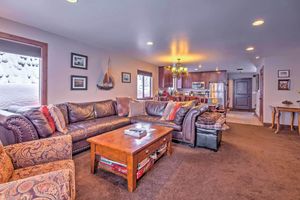 Alquiler Vacacional - Cozy Incline Village Townhome w/ Private Deck