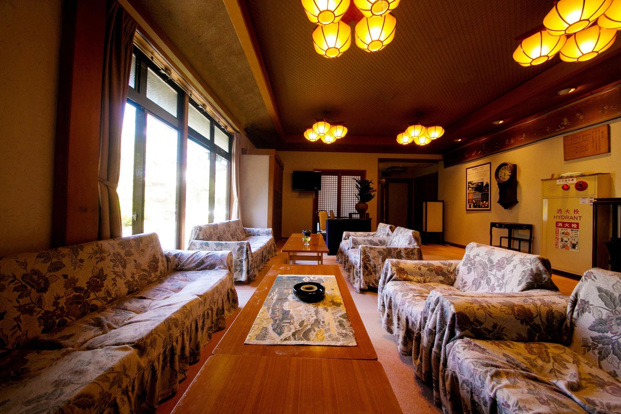 Vista Lobby Ryokan Wataya