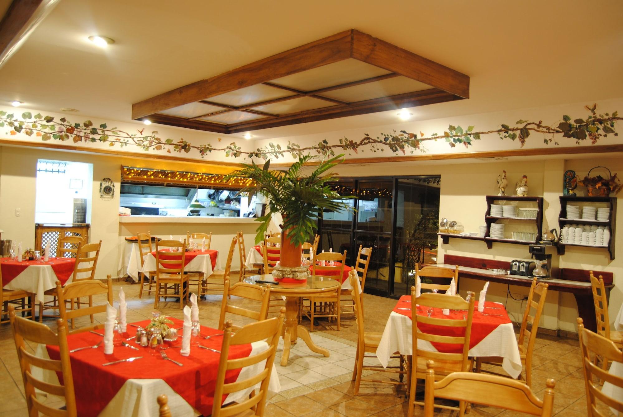 Restaurant Aparthotel La Cordillera