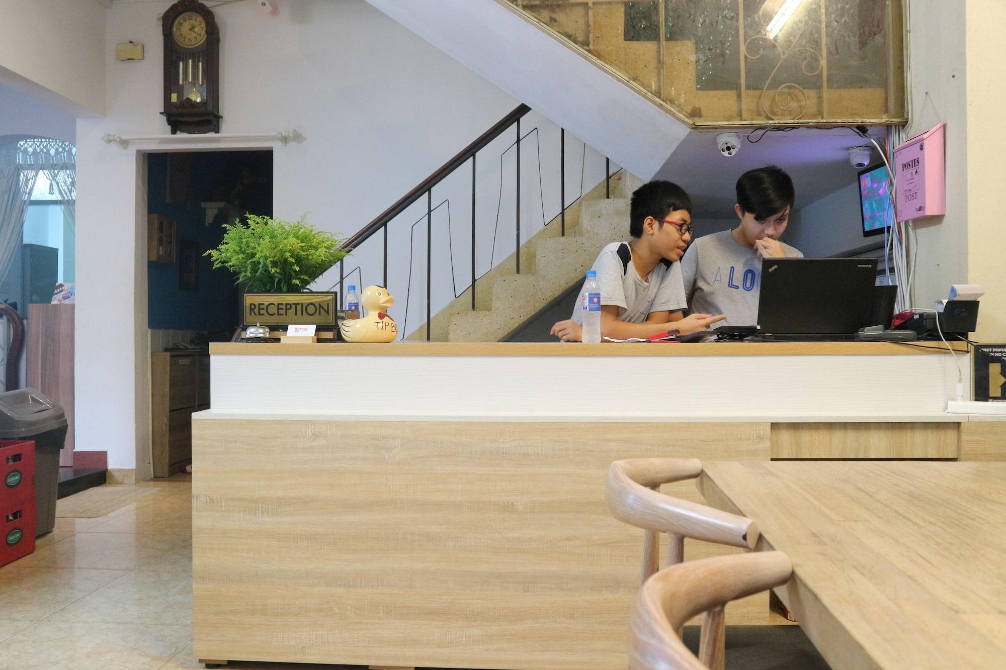 Vista Lobby Long Hostel