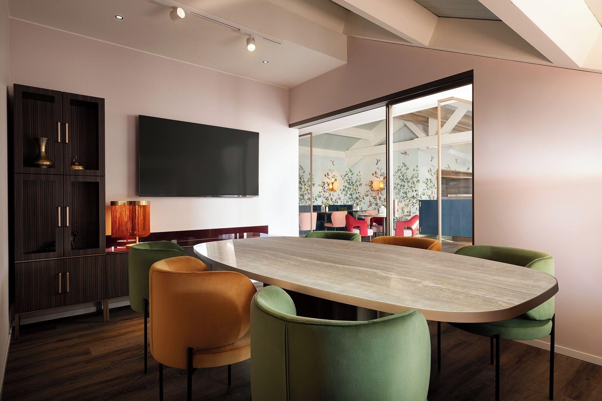 Sala de Reuniones Puccini Hotel Milan, Tapestry Collection by Hilton