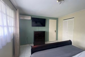 Alquiler Vacacional - Apartment BonBininaCuracao Large swimming pool on guarded tropical resort