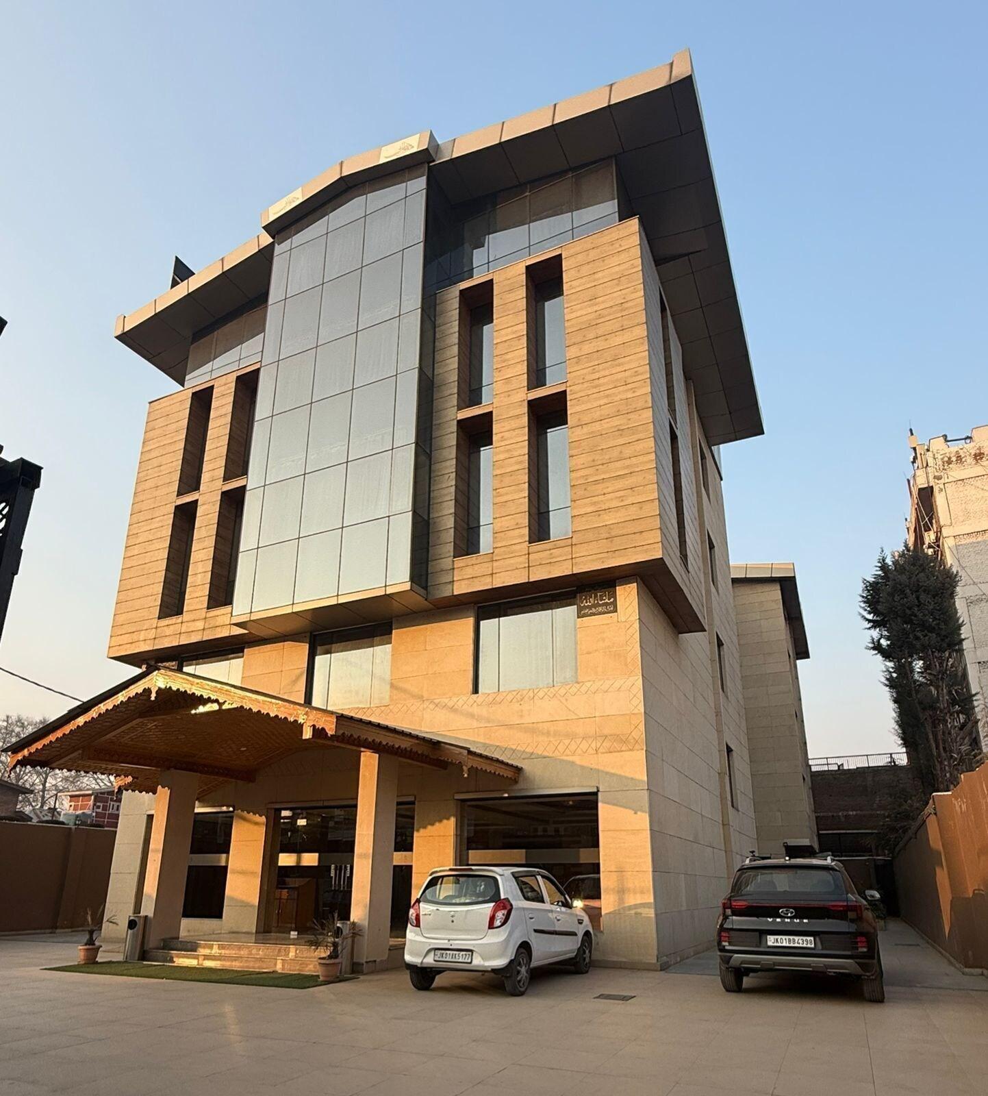 Vista Exterior Royal grand Kashmir