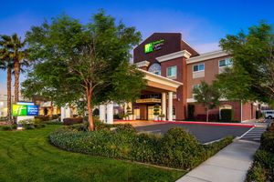 Alojamiento - Holiday Inn Express & Suites Sacramento NE Cal Expo by IHG