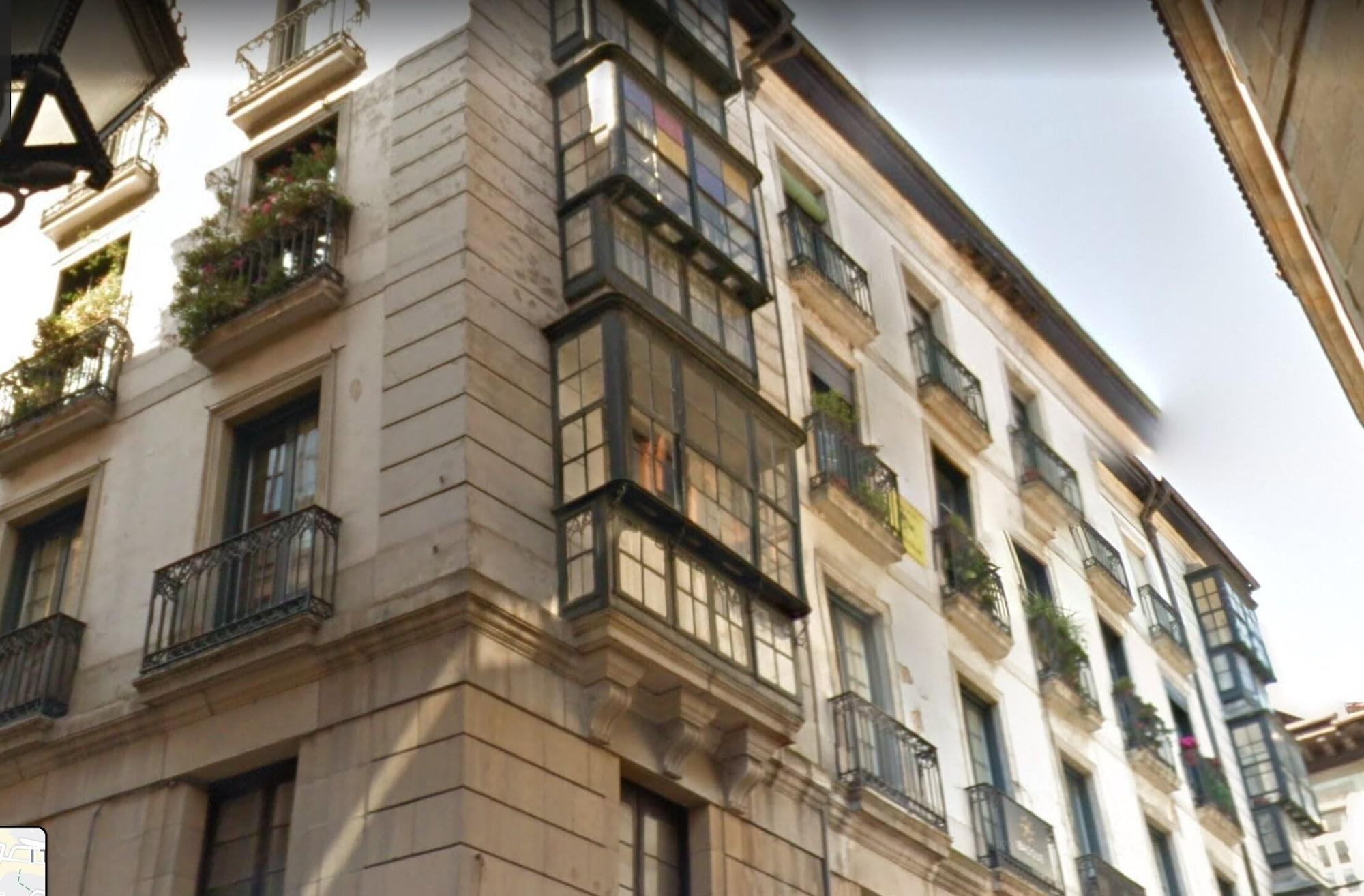 Vista Exterior Pensión Basque Boutique