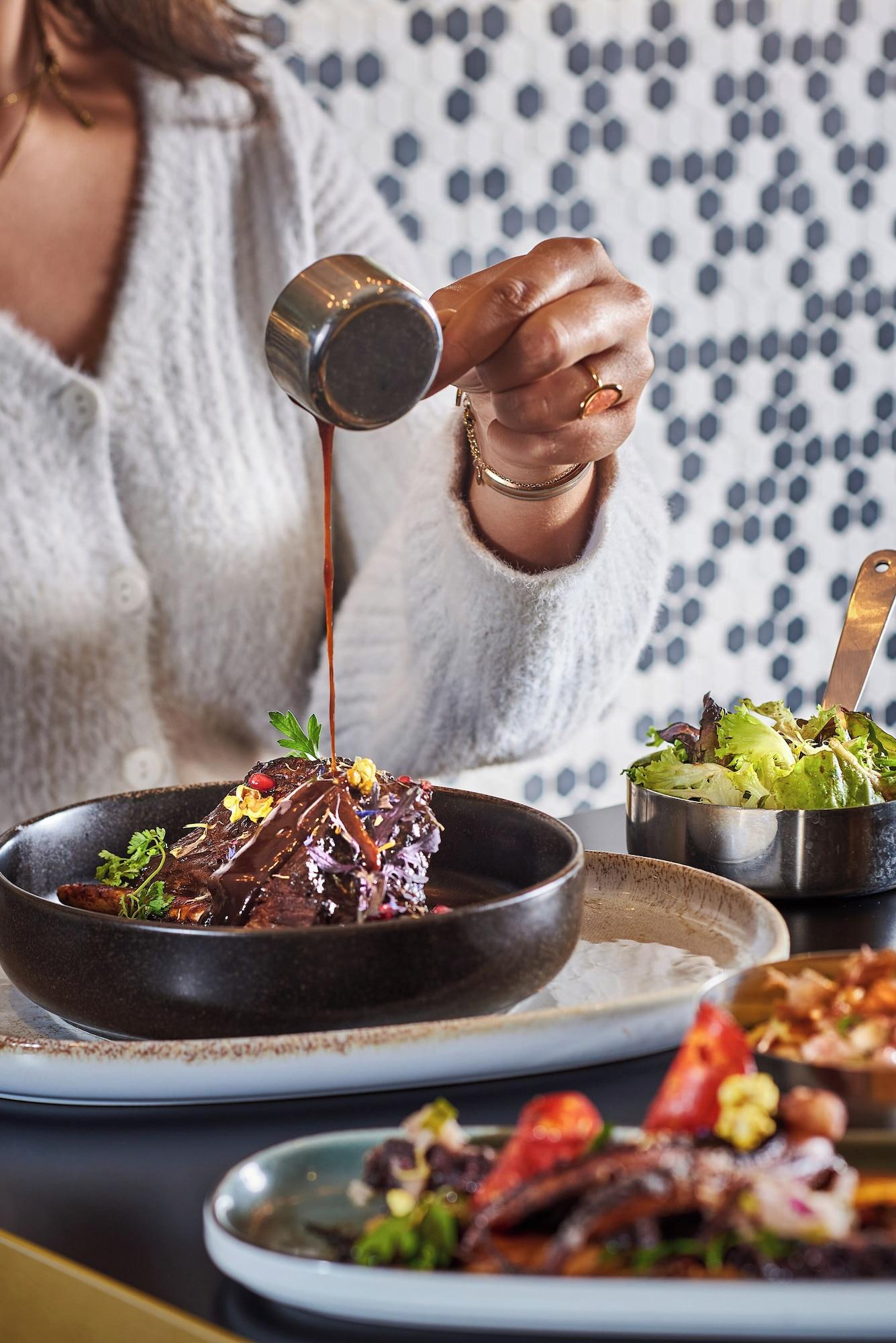Restaurant Gatsby Hotel & Restaurant by Happyculture