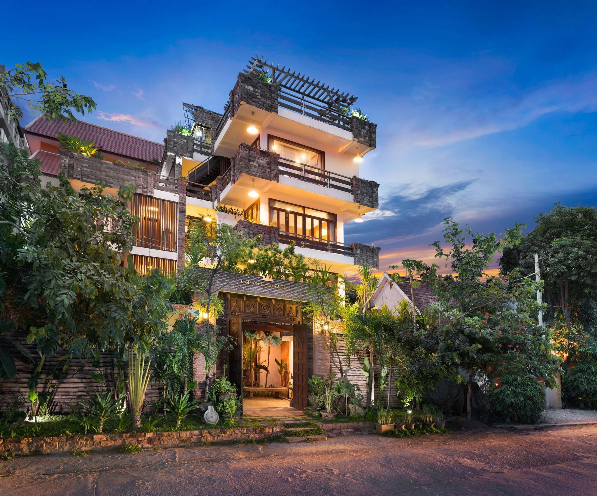 Vista Exterior Cambana d'Angkor Suites