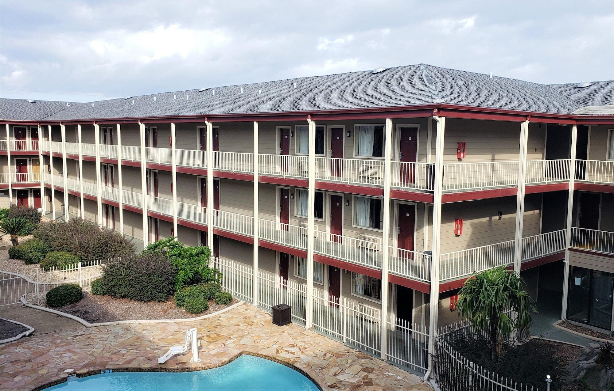 Varios Red Roof Inn Kenner – New Orleans Airport NE