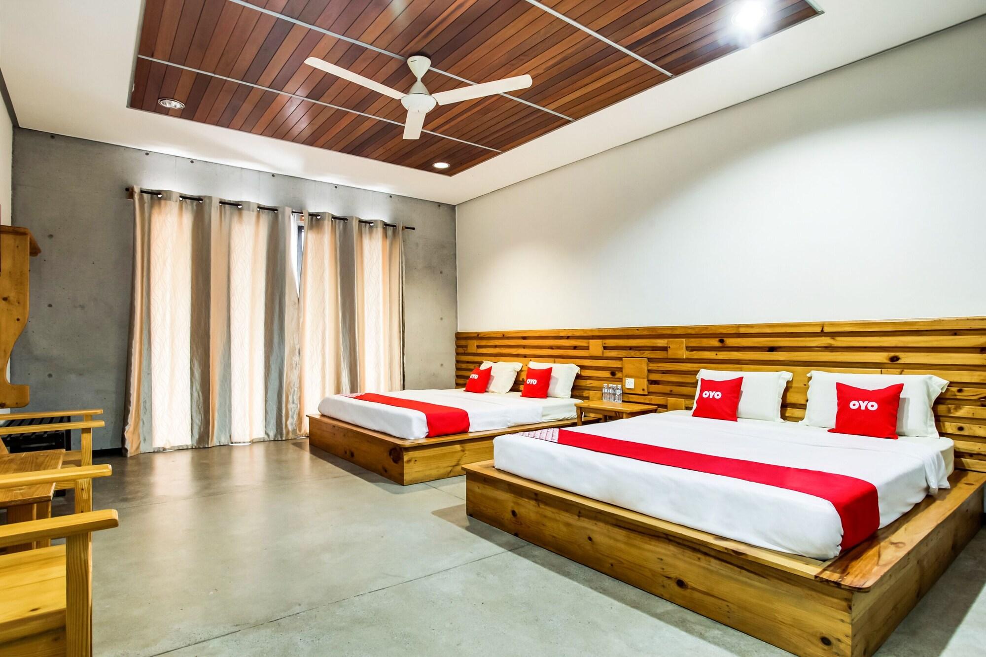 Varios OYO 89454 Hotel Pavilion Inn