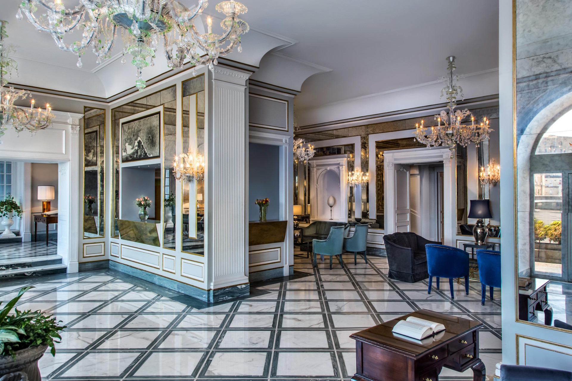 Vista Lobby Grand Hotel Santa Lucia