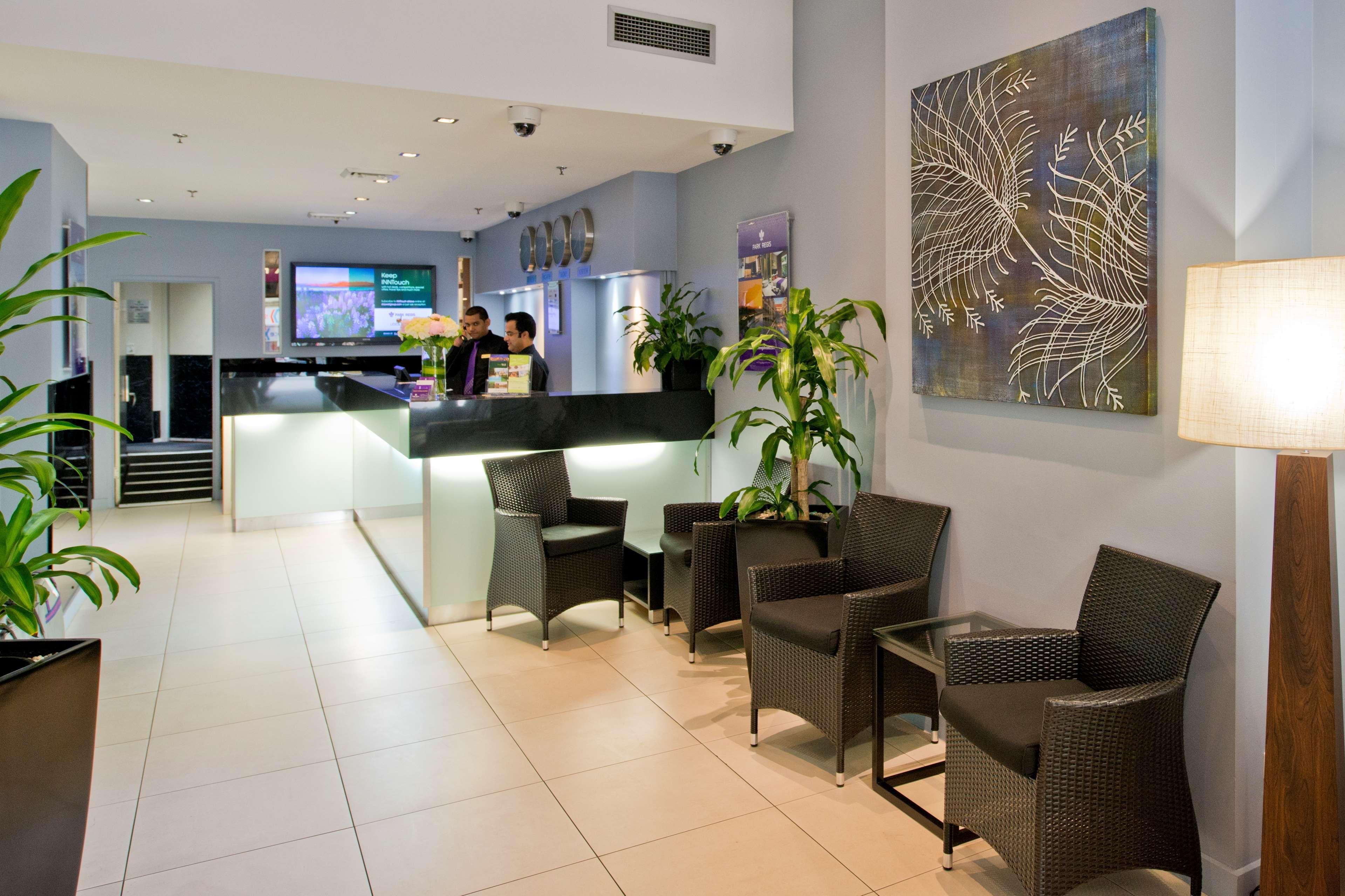 Vista Lobby Park Regis City Centre