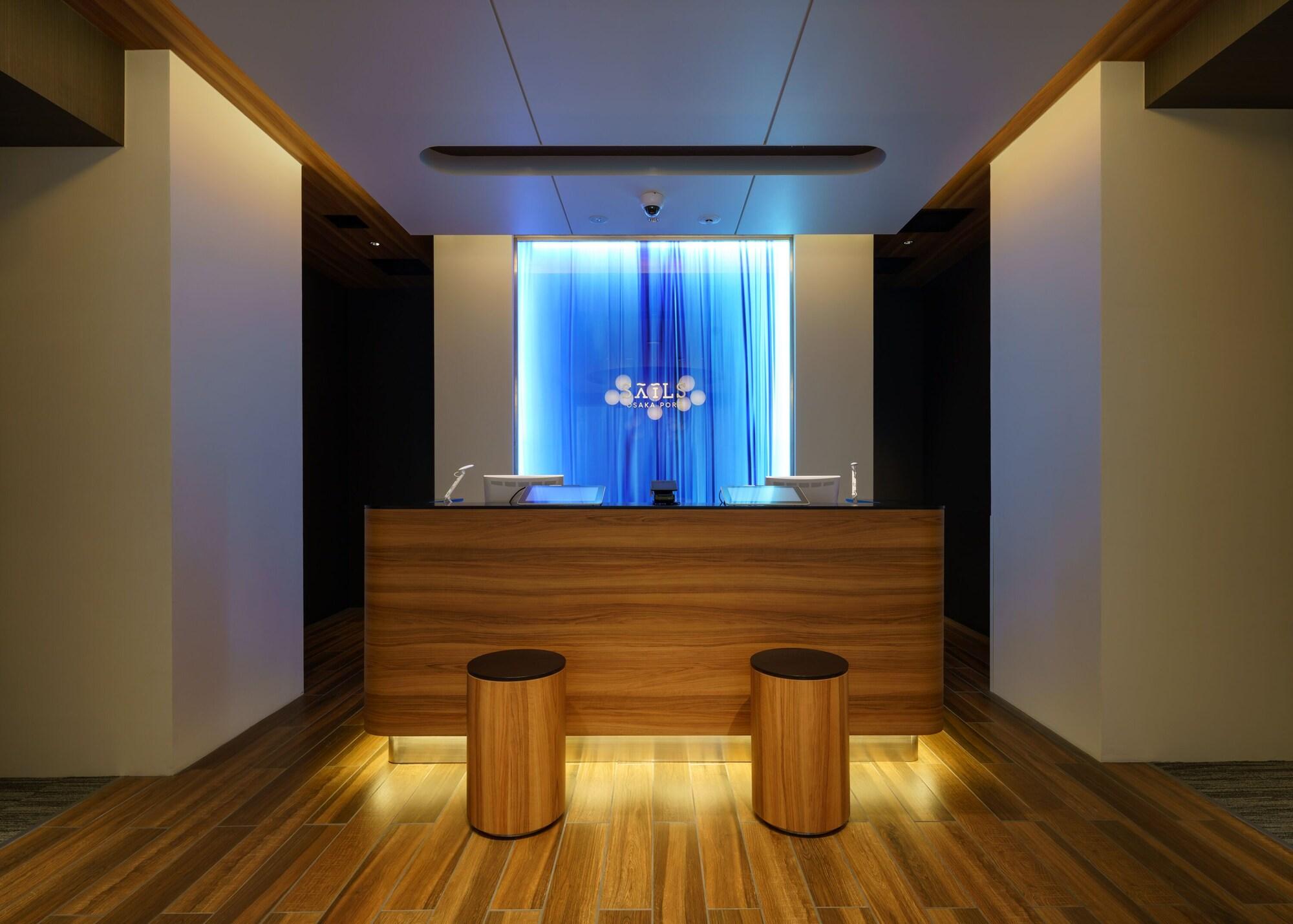 Vista Lobby Hotel Sails