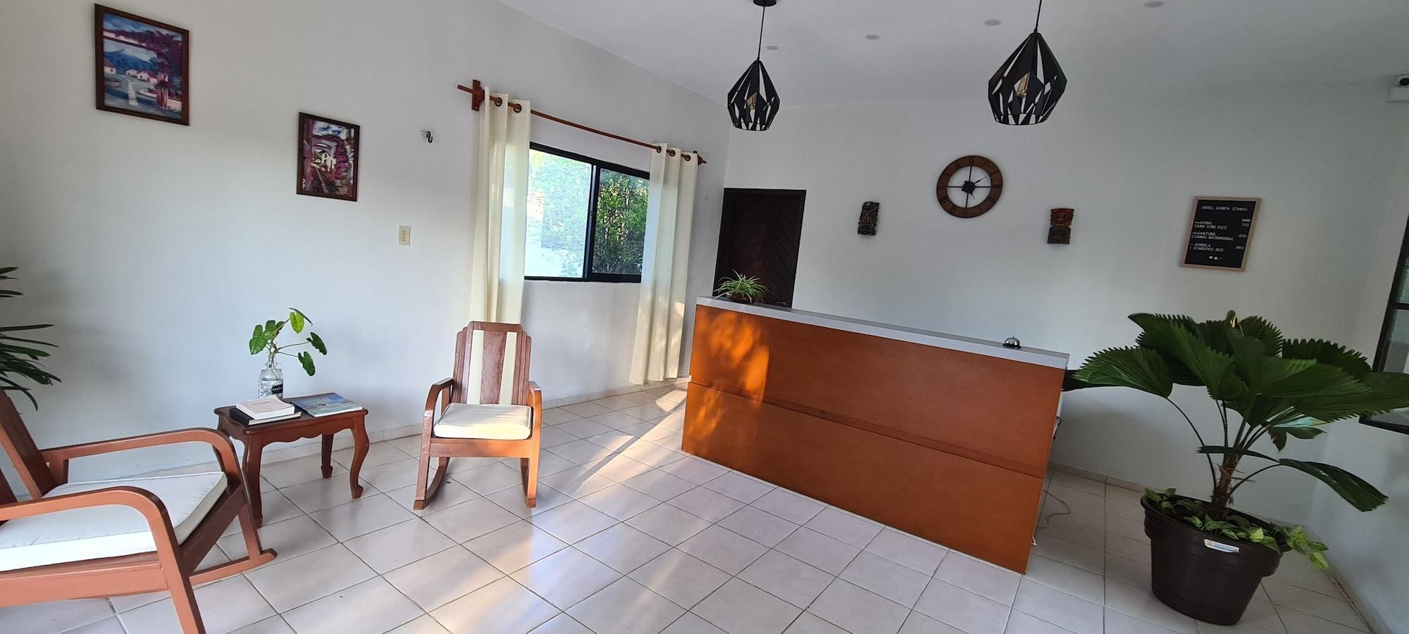 Vista Lobby Hotel Quinta Izamal