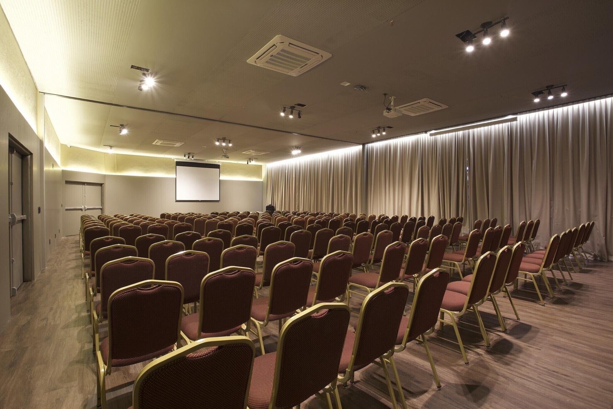 Sala de Reuniones Uchôa Teresina Hotel