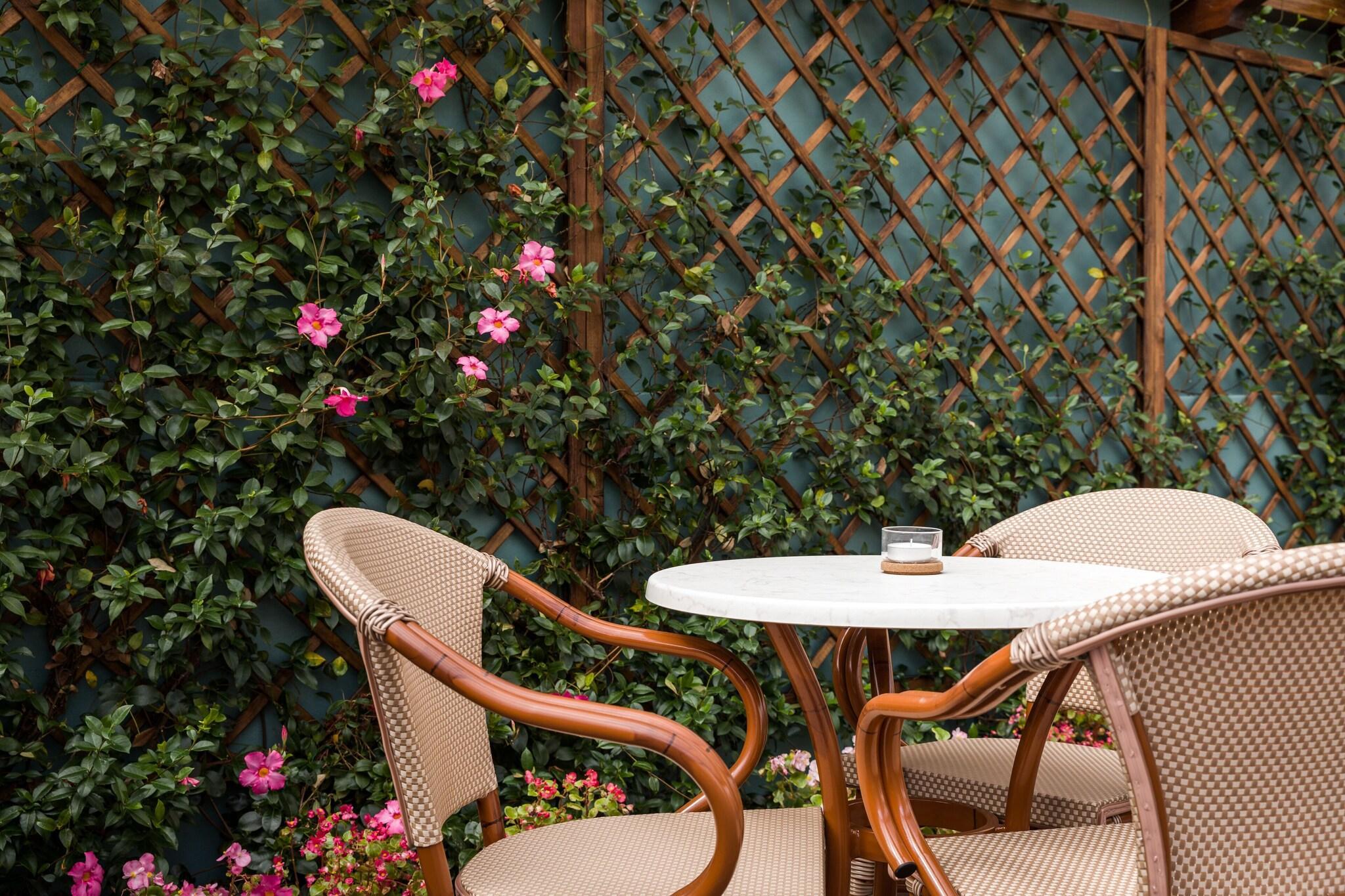 Varios Legends' House by Sweet Porto