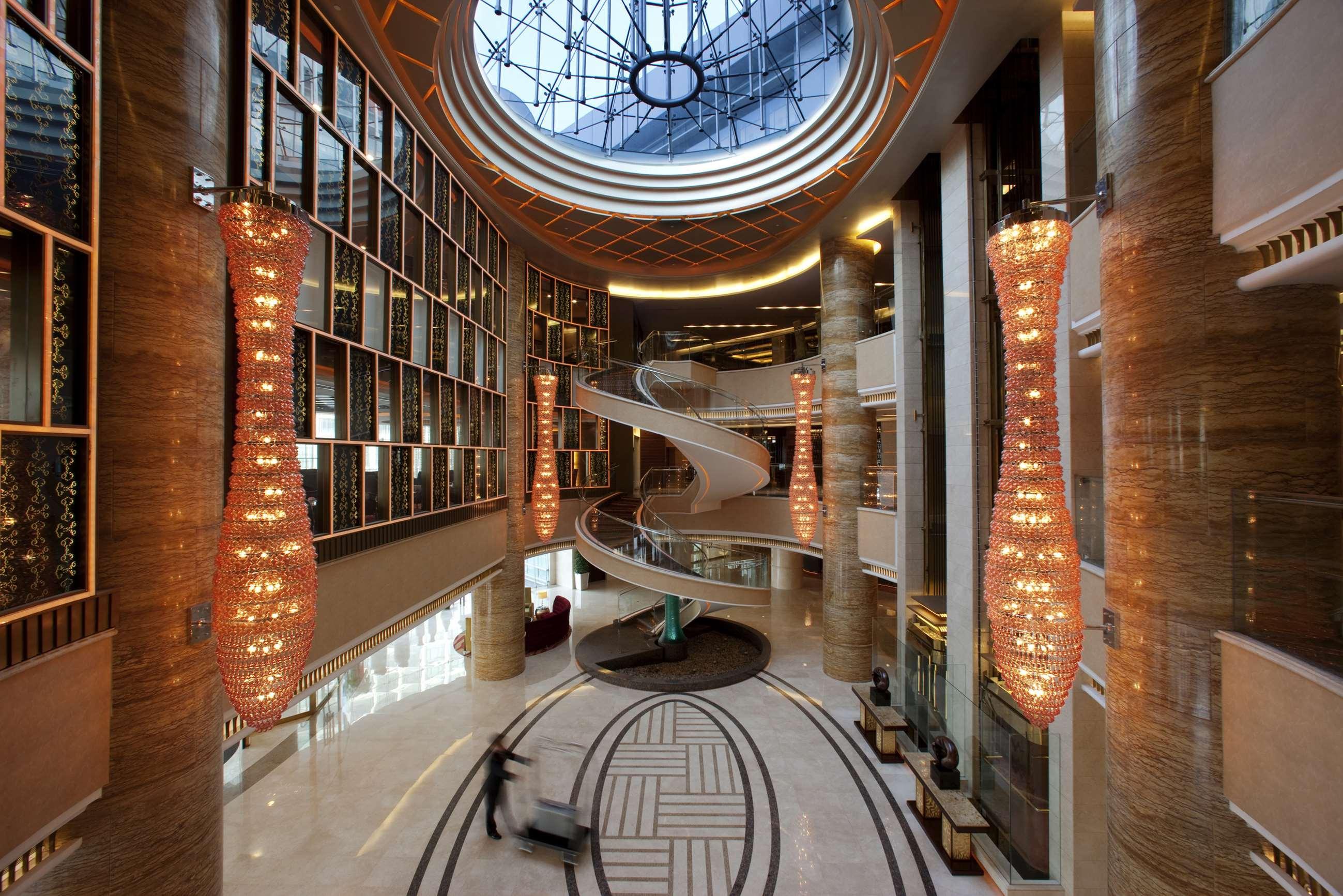 Vista Lobby Radisson Tianjin