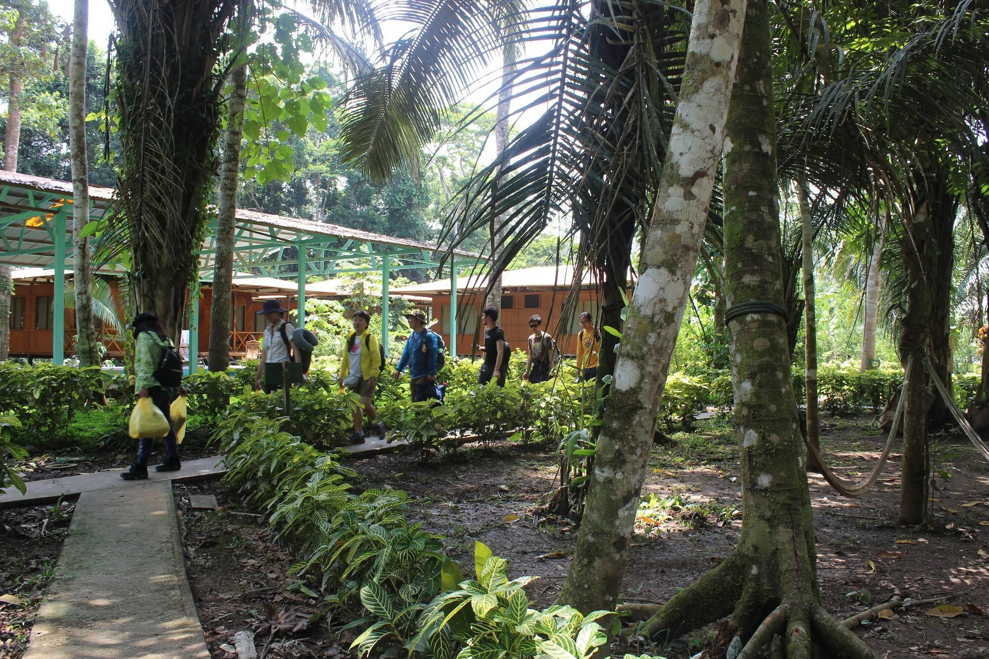 Vista Exterior Monte Amazonico Lodge
