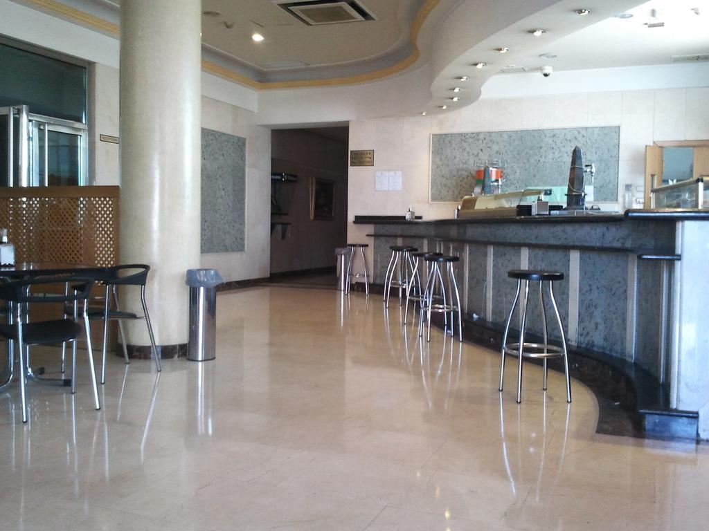 Bar/Salón Hotel Ciudad de Fuenlabrada