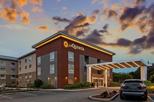 Alojamiento - La Quinta Inn & Suites by Wyndham San Francisco Airport N