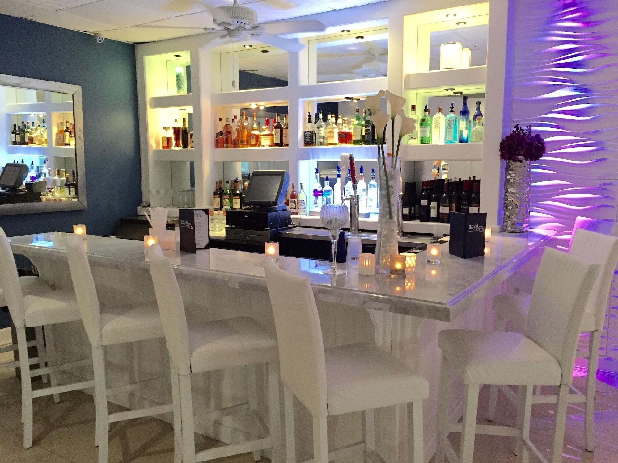 Bar/Salón Long Beach Hotel
