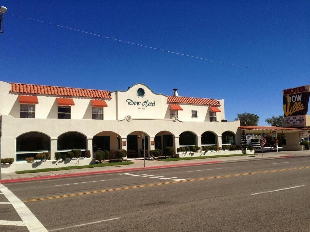 Vista Exterior Dow Villa Motel