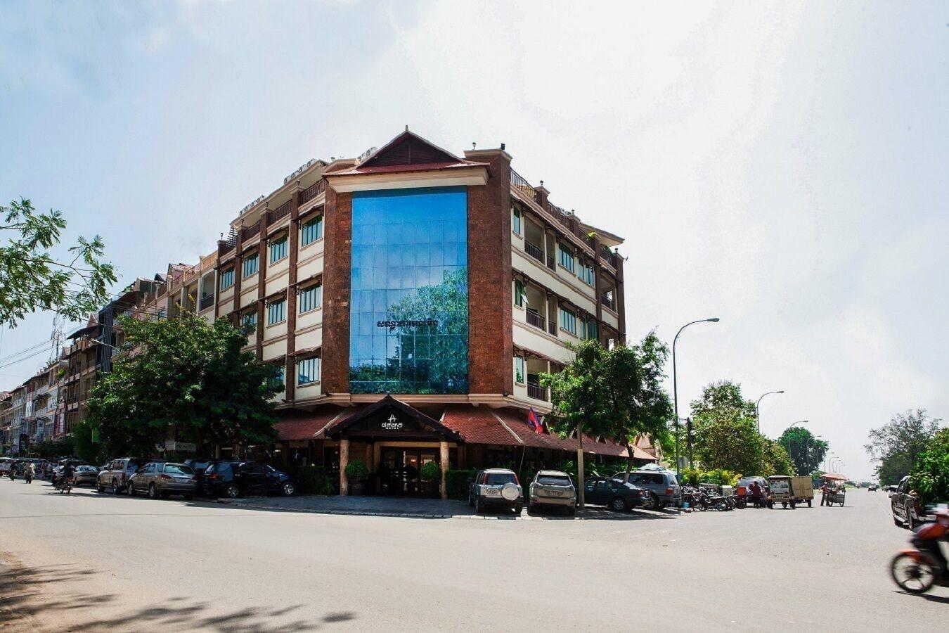 Vista Exterior Almond Hotel Sothearos