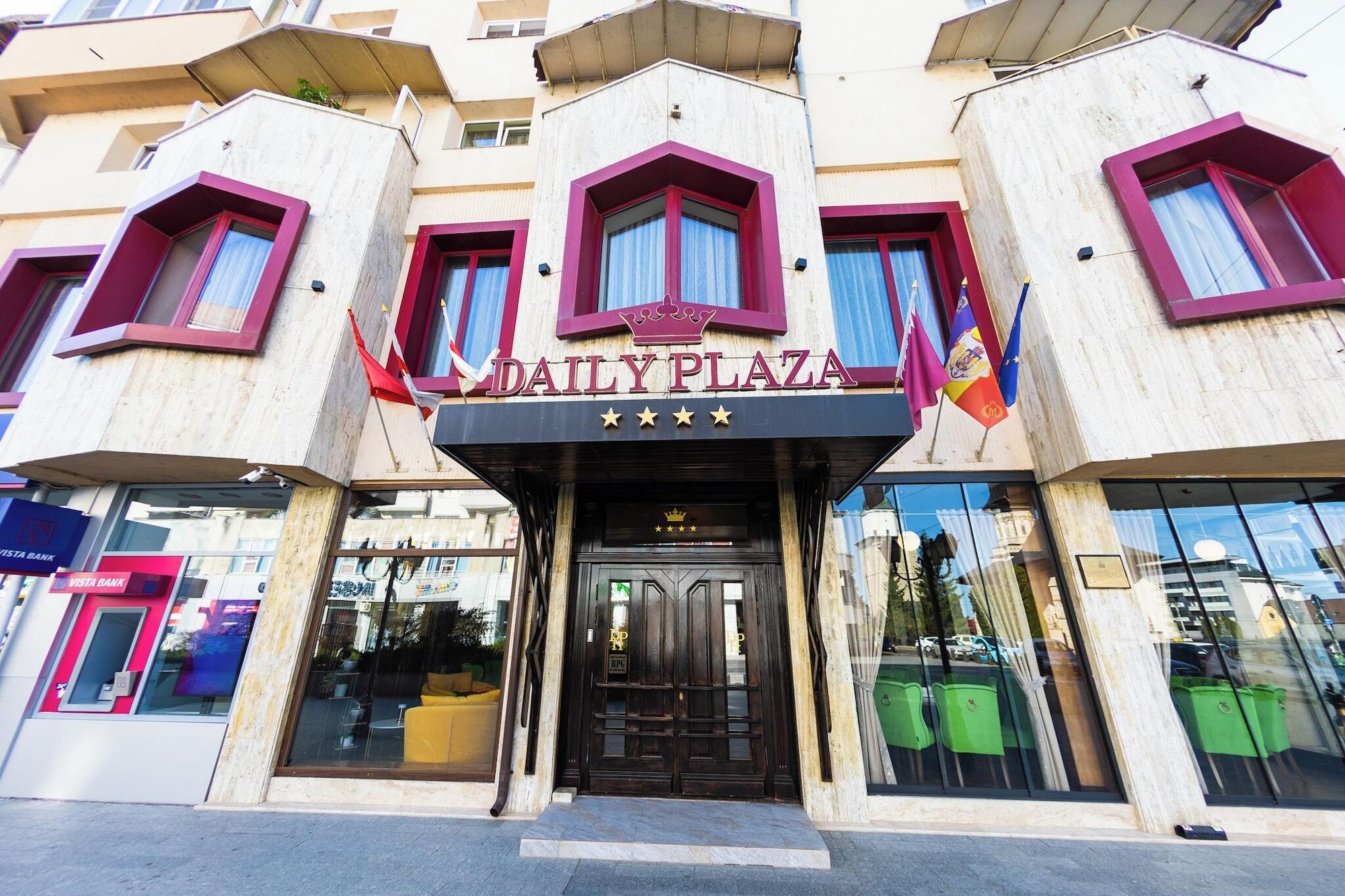 Vista Exterior Hotel Daily Plaza