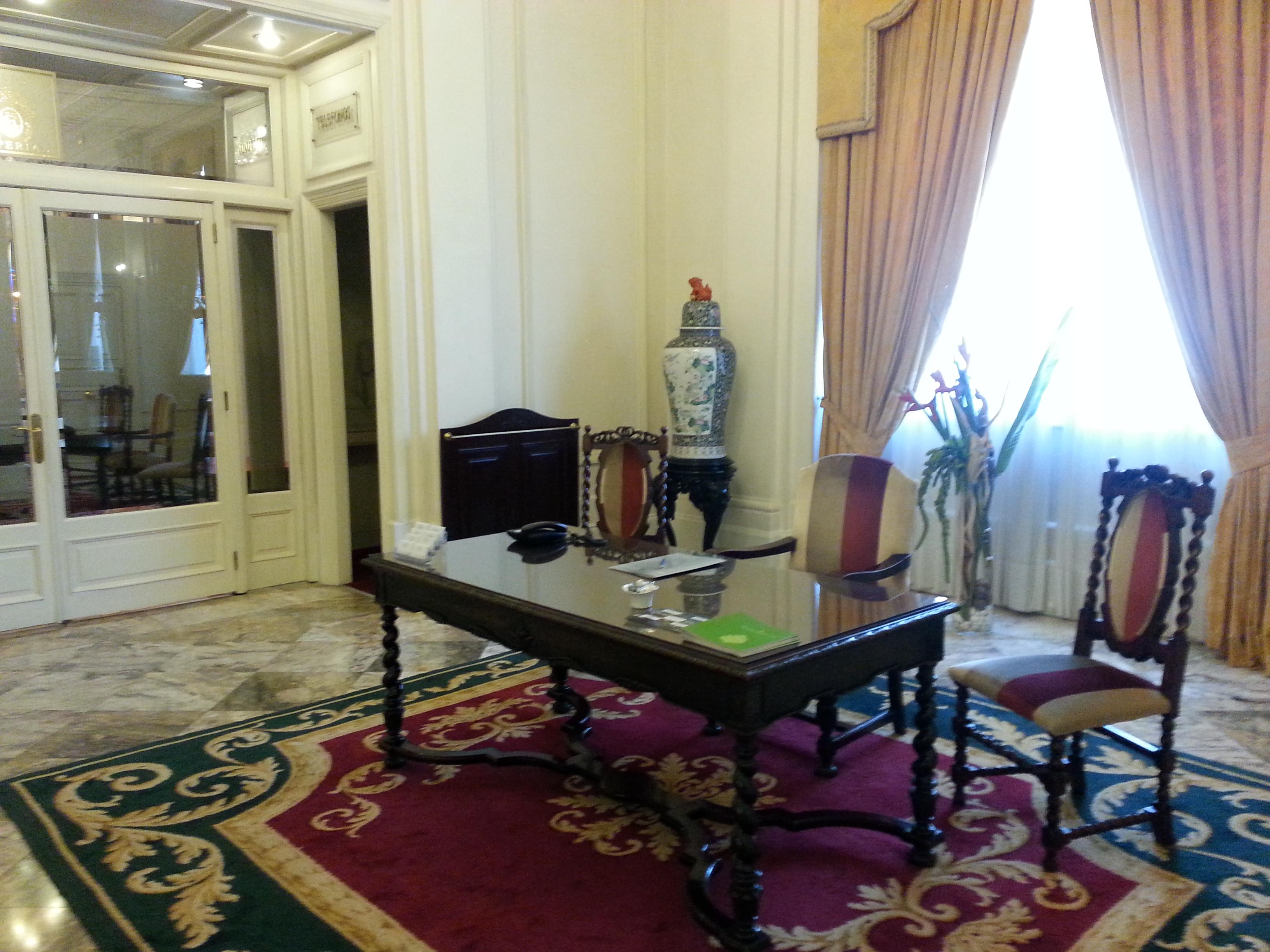 Vista Lobby Hotel Carlton