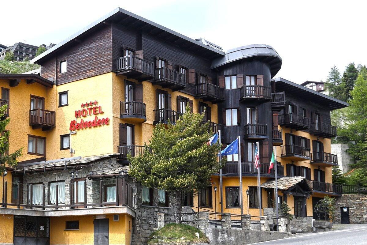 Vista Exterior Hotel Belvedere