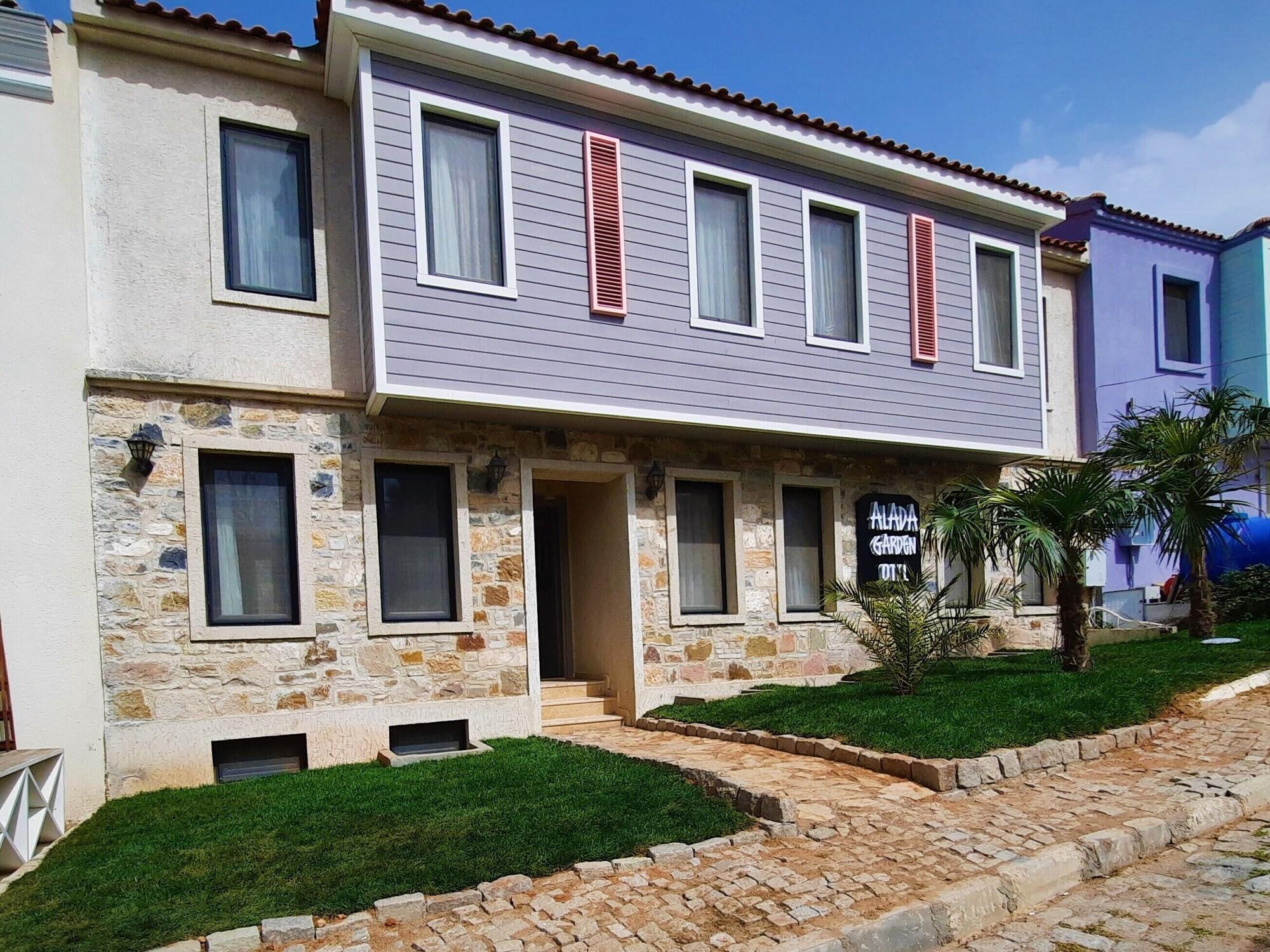 Vista Exterior Alada Garden Otel