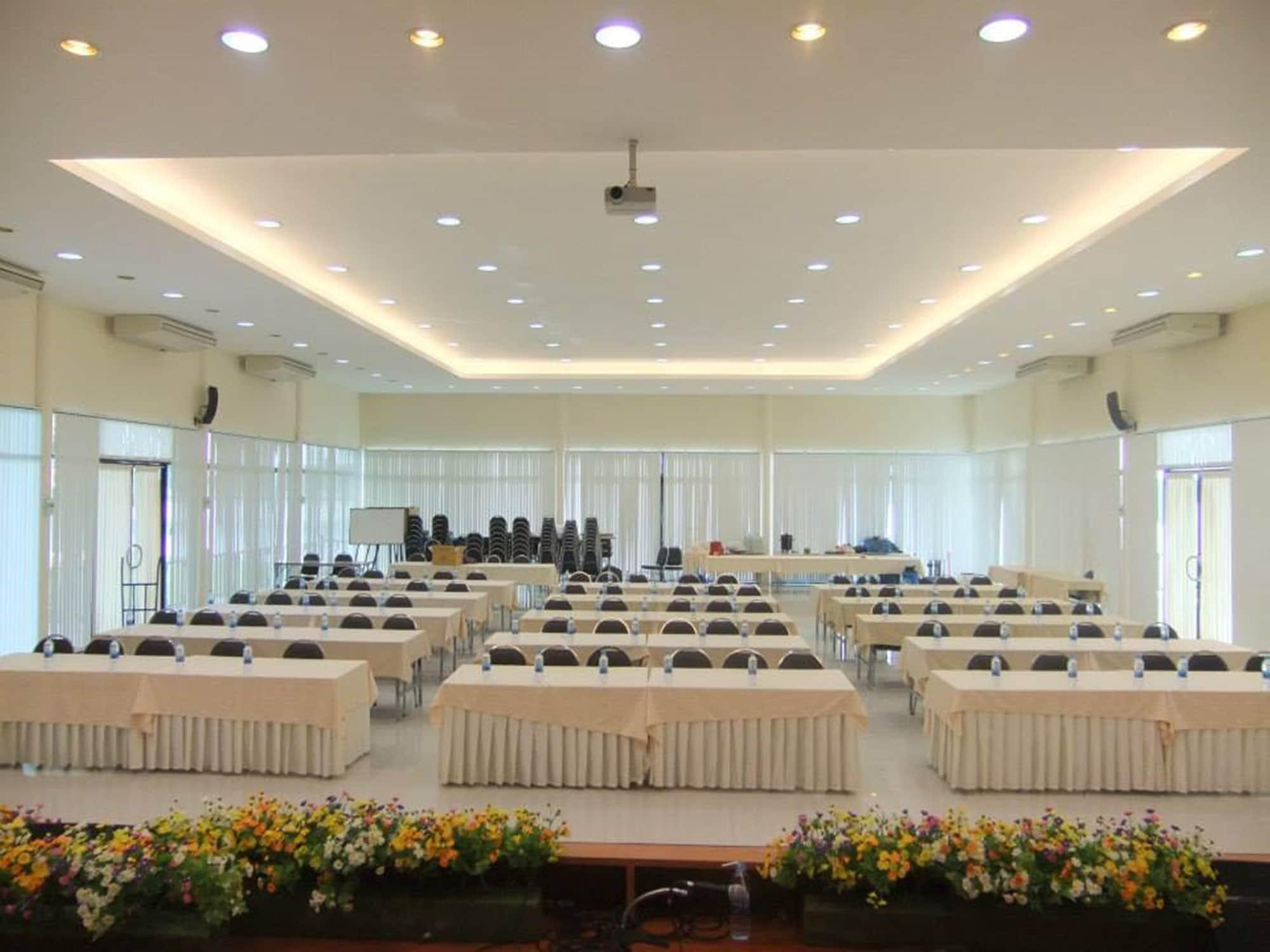 Sala de Reuniones Bungchawak Resort