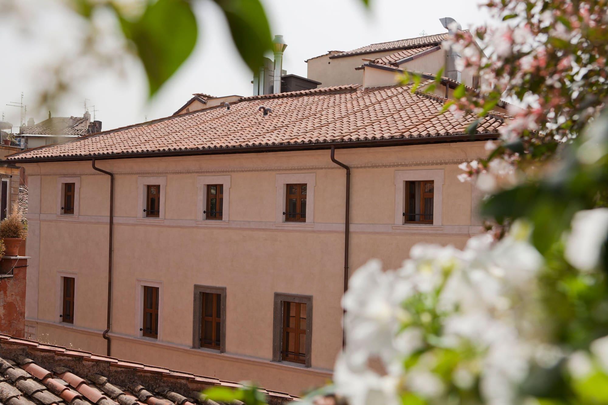 Vista Exterior Navona Palace Luxury Inn