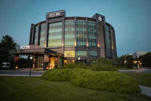 Alojamiento - Fly Inn Baku