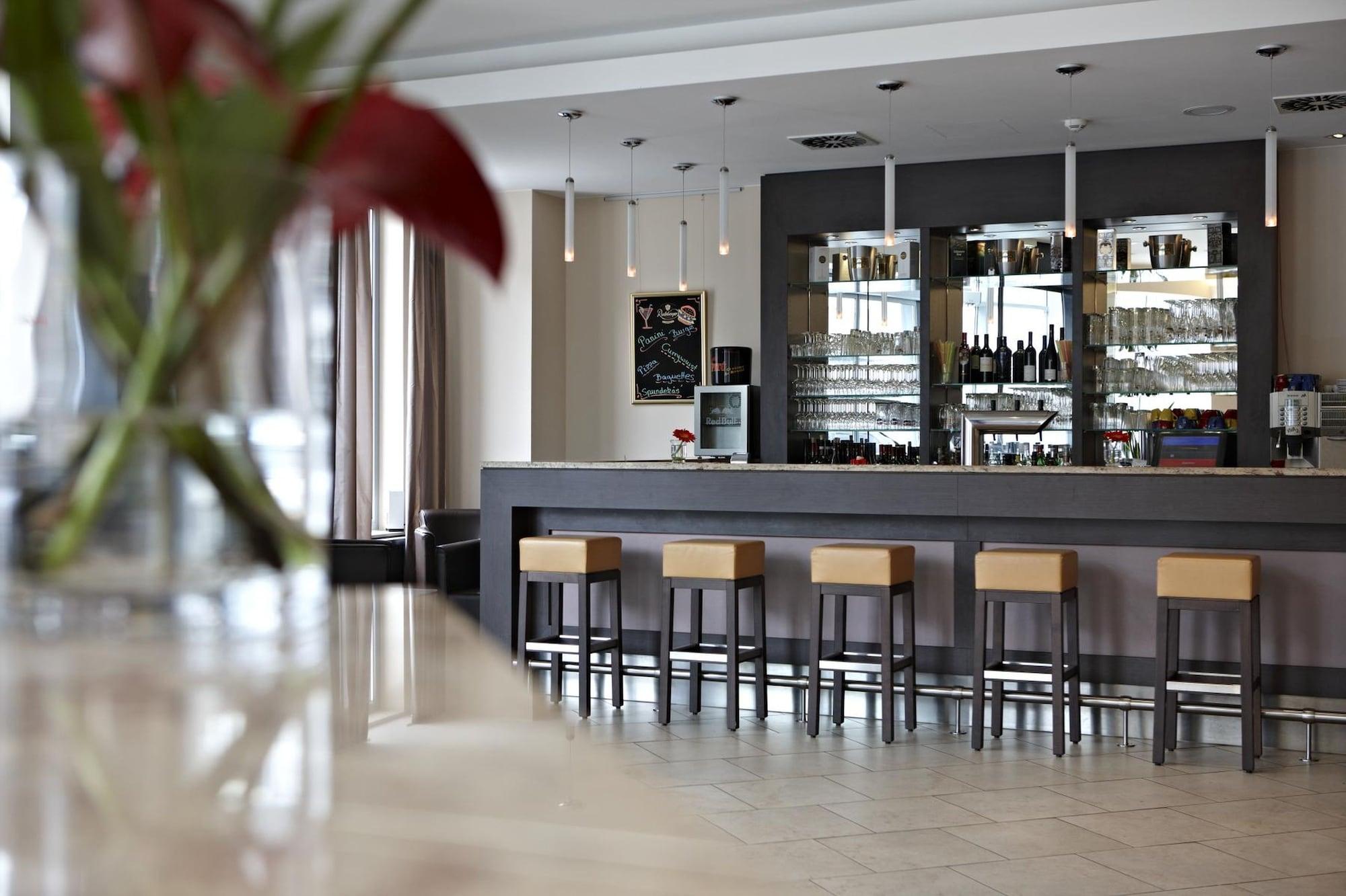 Bar/Salón IntercityHotel Mainz