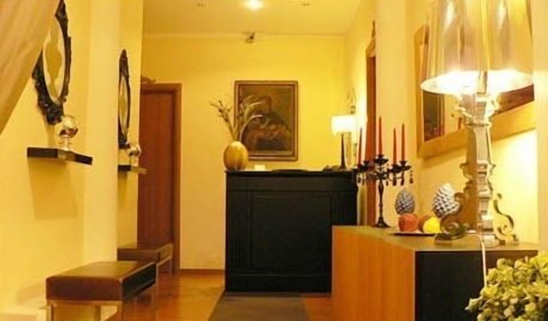 Vista Lobby Bed and Breakfast Rosmini