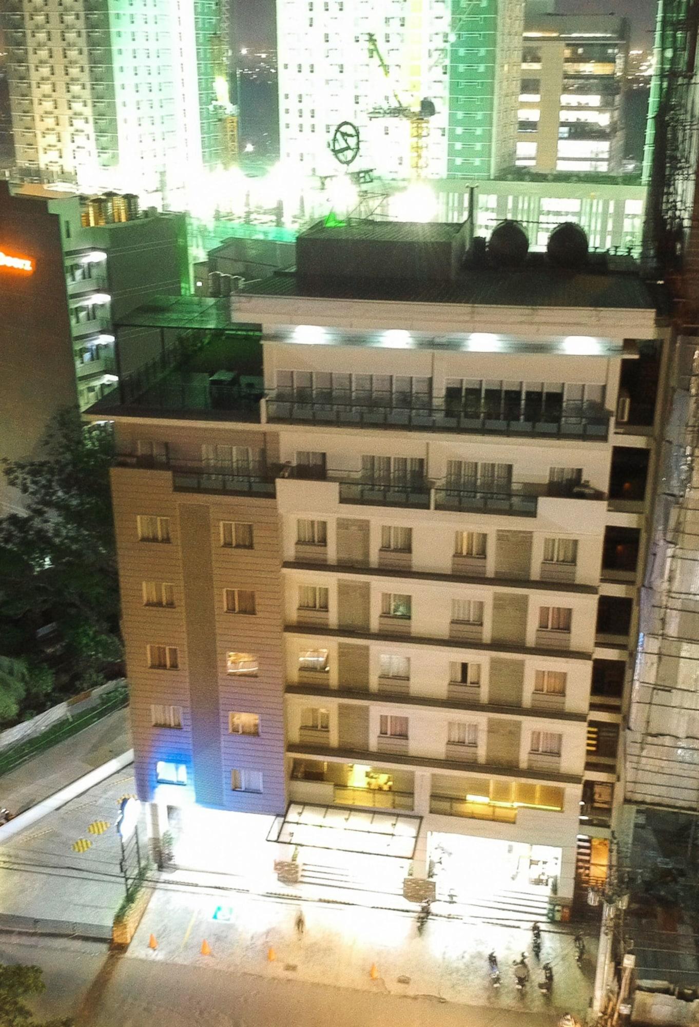 Vista Exterior Zerenity Hotel & Suites